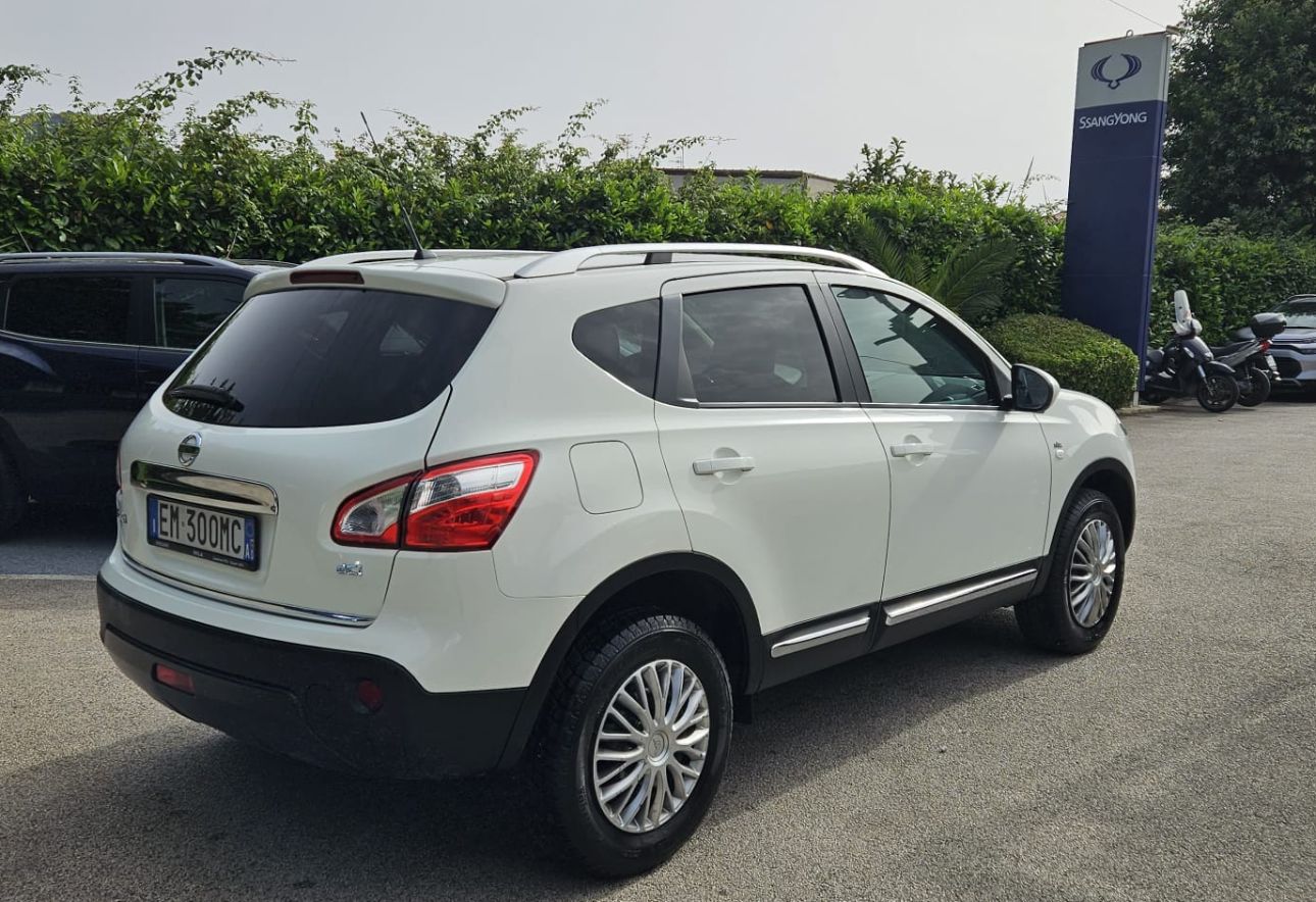 Nissan QASHQAI 4x4 N-TEC 1600 cc