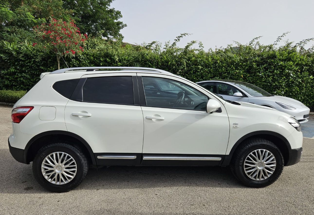 Nissan QASHQAI 4x4 N-TEC 1600 cc