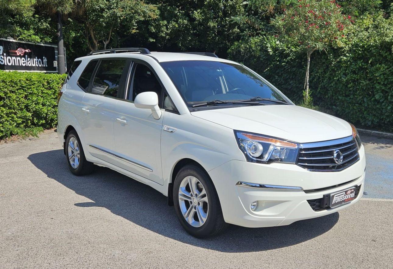 SSANGYONG RODIUS 7 posti classy 2200 cc