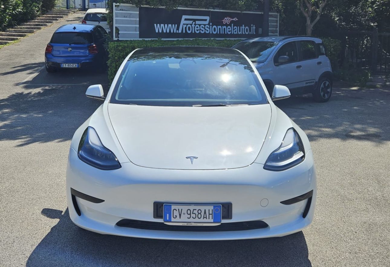 Tesla MODEL 3 RWD