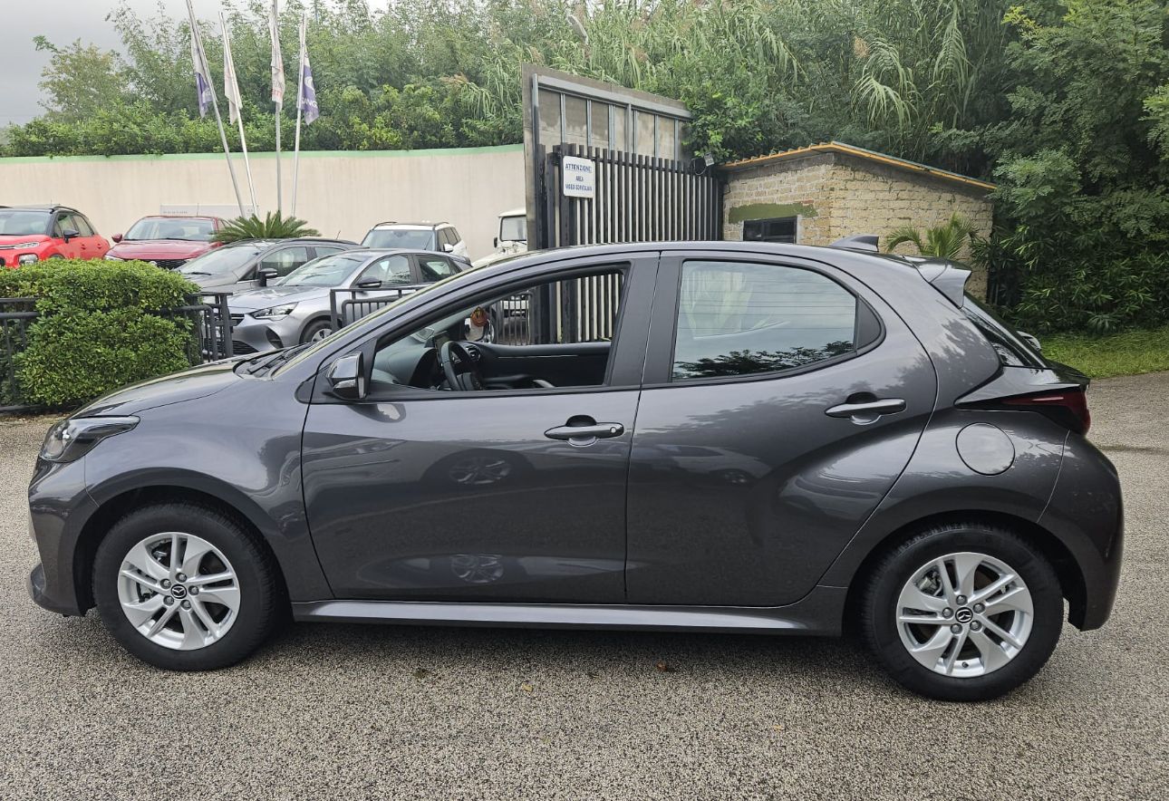 Mazda 2 HYBRID CENTRE - LINE