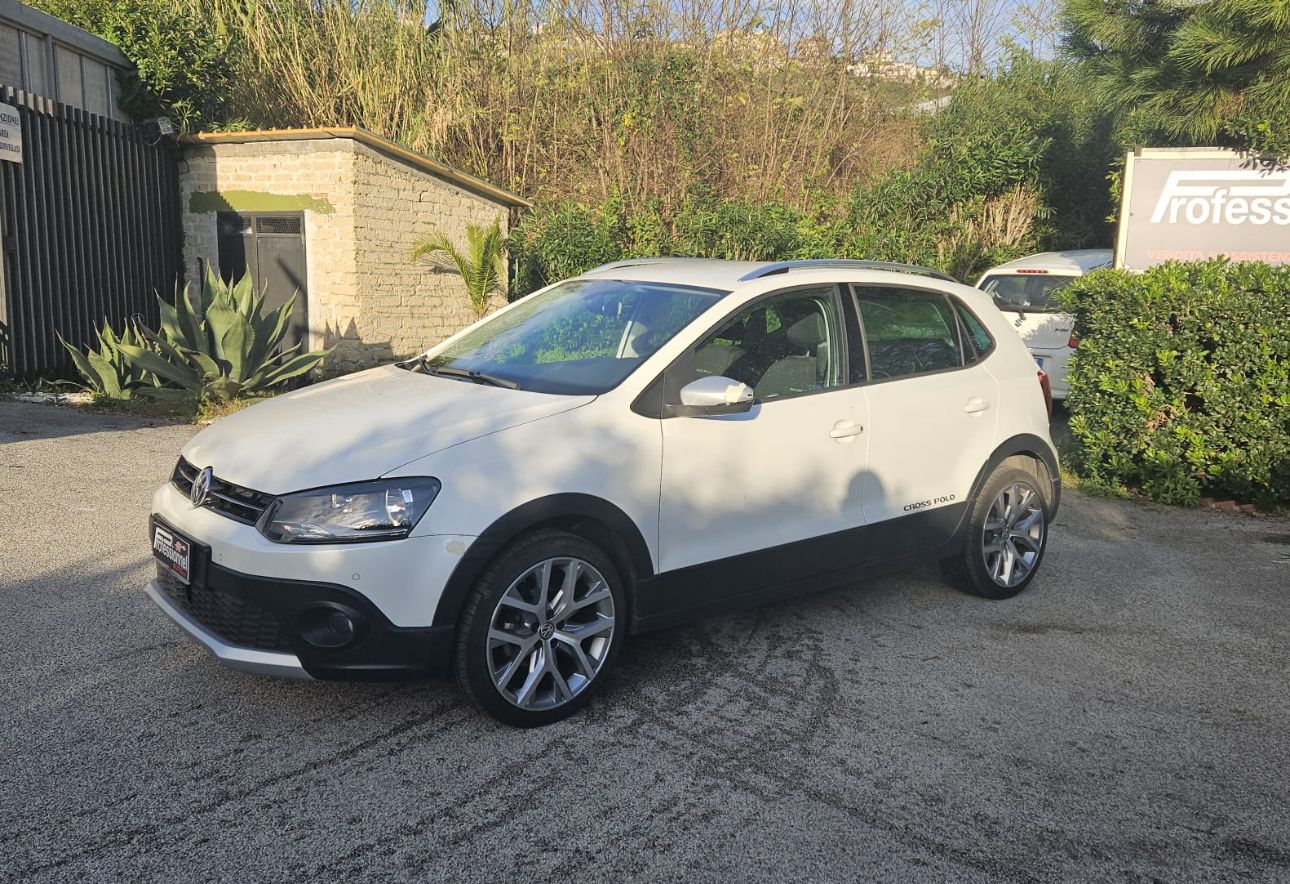 Volkswagen POLO CROSS