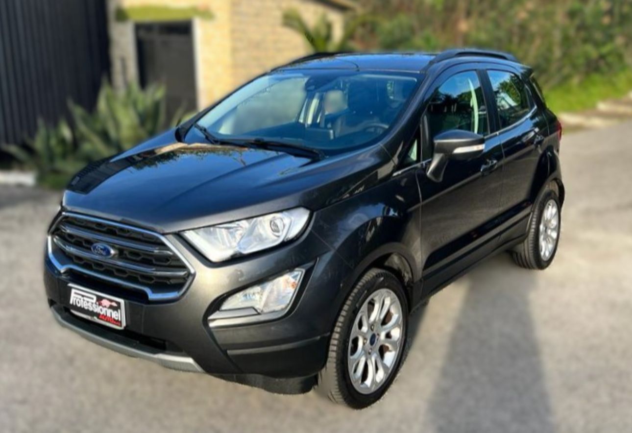 Ford ECOSPORT TITANIUM