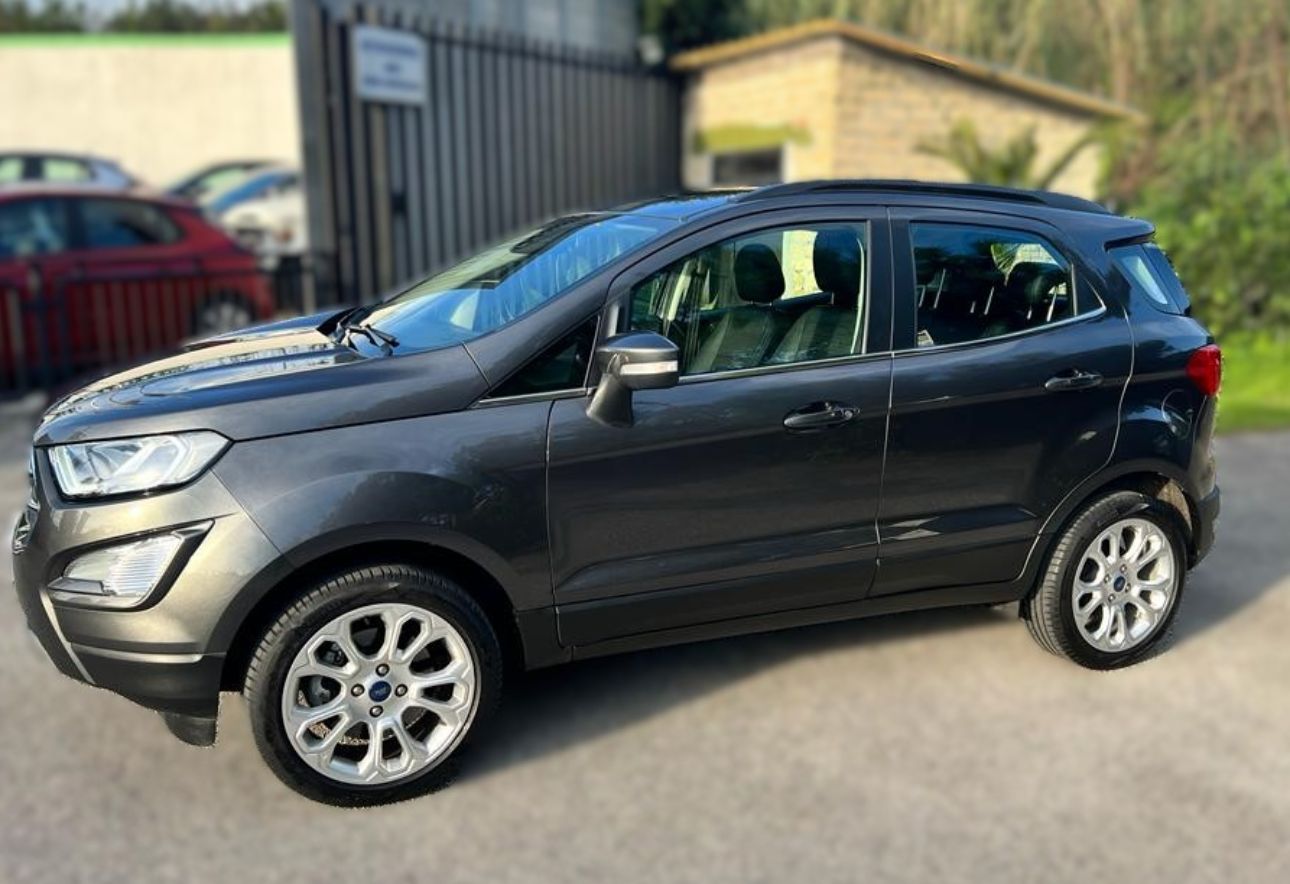 Ford ECOSPORT TITANIUM