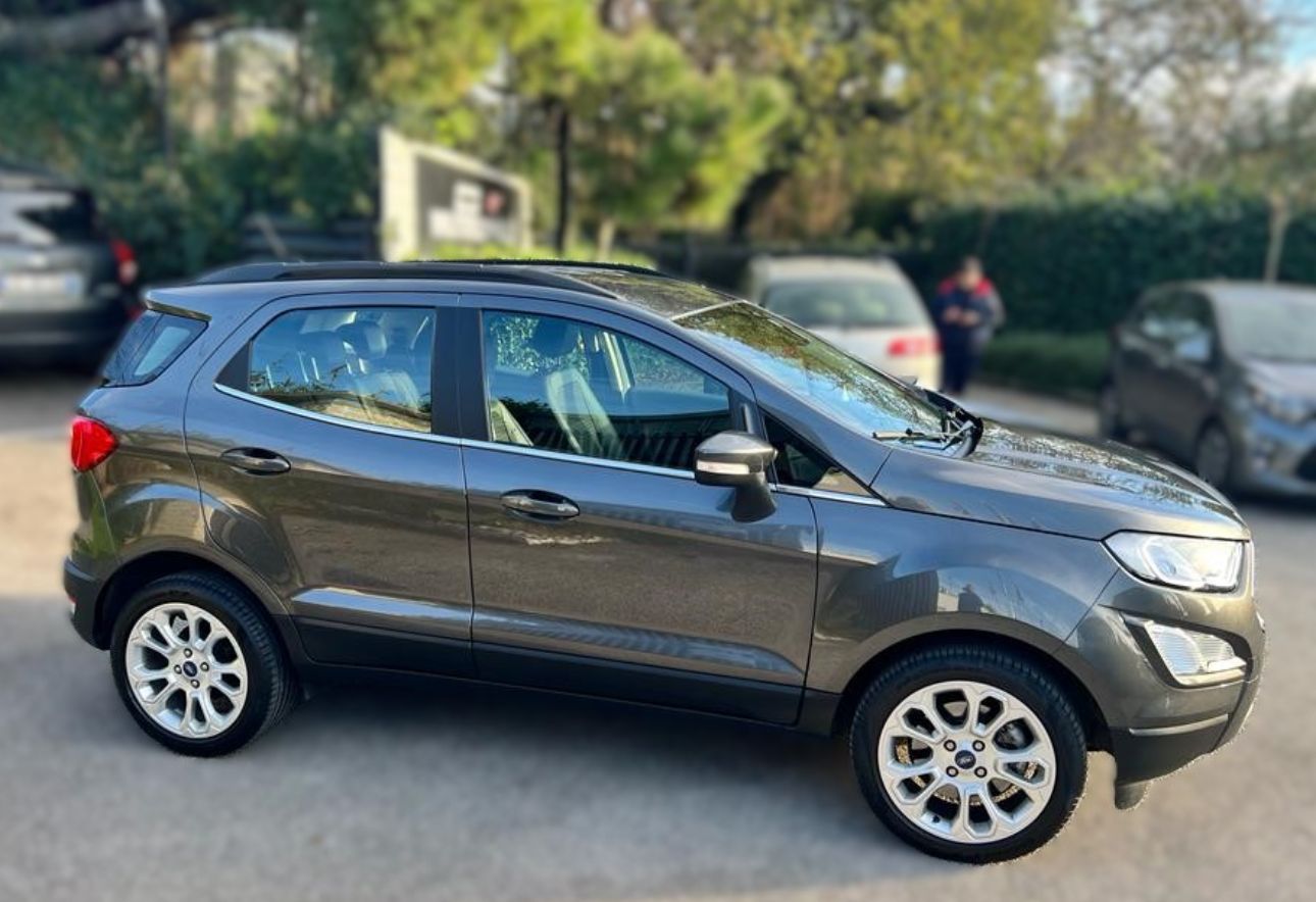 Ford ECOSPORT TITANIUM 1000 cc