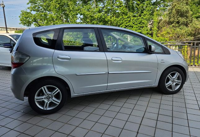 Honda JAZZ ELEGANCE 1200 cc