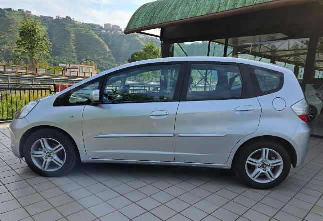 Honda JAZZ ELEGANCE 1200 cc