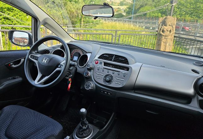 Honda JAZZ ELEGANCE 1200 cc